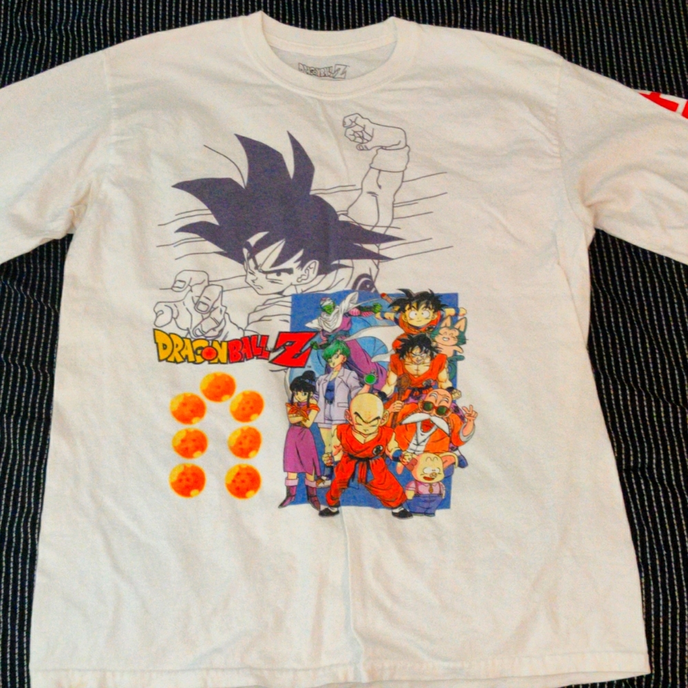 (M) Urban Outfitters Dragon Ball long sleeve tee